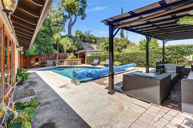 4723 Dunas Lane, Tarzana, CA 91356