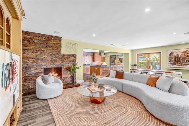 4723 Dunas Lane, Tarzana, CA 91356