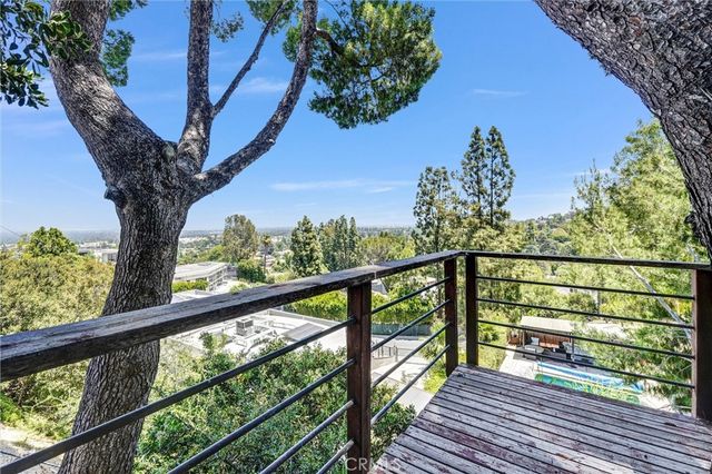 4723 Dunas Lane, Tarzana, CA 91356