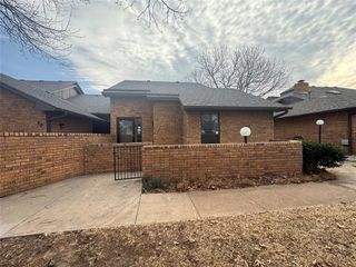 1899 Saddleback Boulevard 19, Norman, OK 73072