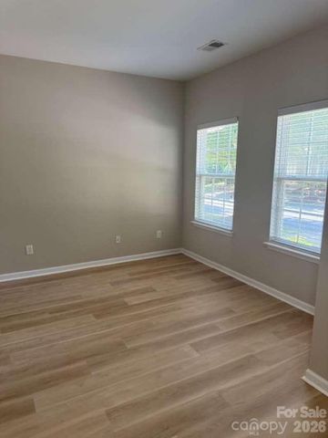 17450 Caldwell Track Drive, Cornelius, NC 28031