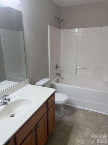 17450 Caldwell Track Drive, Cornelius, NC 28031