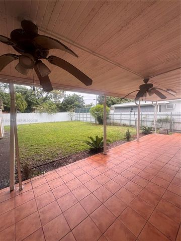 365 W 13th St 0, Hialeah, FL 33010