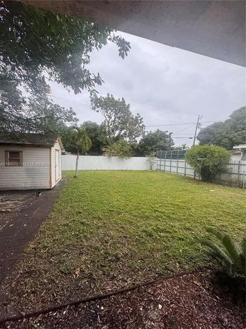 365 W 13th St 0, Hialeah, FL 33010