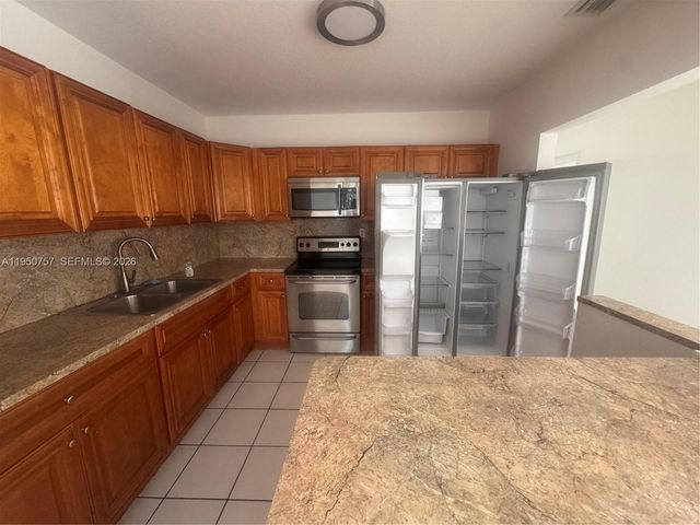 365 W 13th St 0, Hialeah, FL 33010