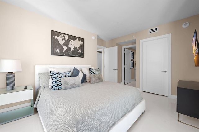 100 E Las Olas Boulevard 3804, Fort Lauderdale, FL 33301