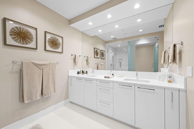 100 E Las Olas Boulevard 3804, Fort Lauderdale, FL 33301