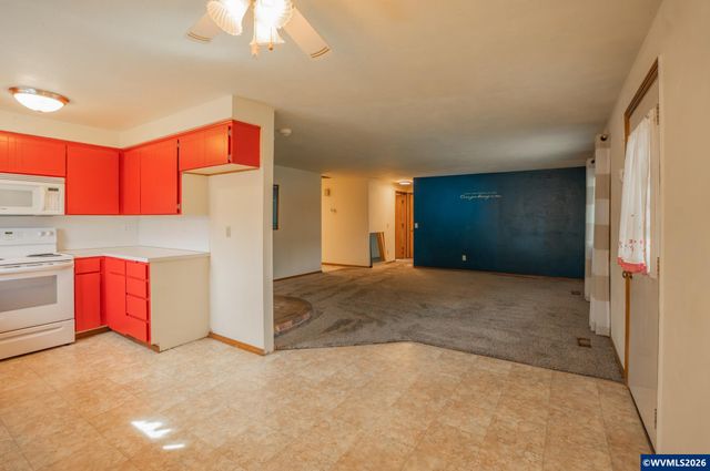 2661 S 12th St, Lebanon, OR 97355