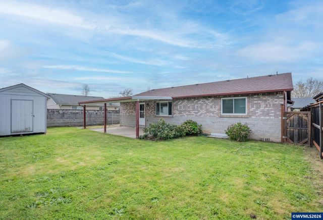 2661 S 12th St, Lebanon, OR 97355