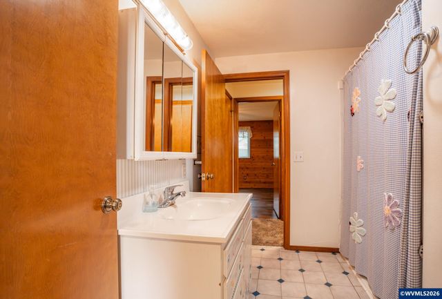 2661 S 12th St, Lebanon, OR 97355