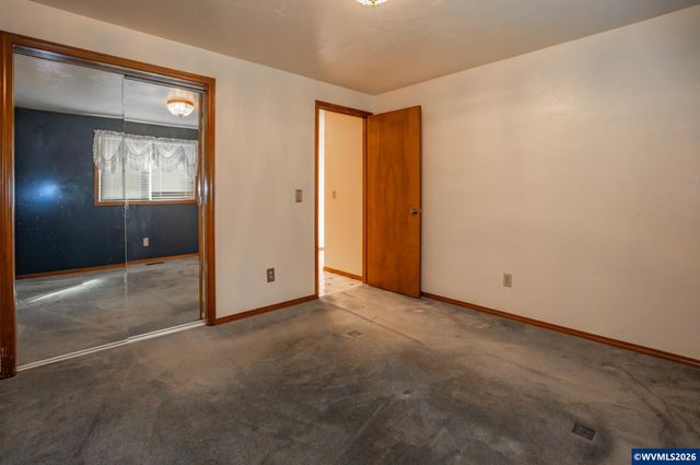 2661 S 12th St, Lebanon, OR 97355