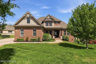 13404 Carriage Pass Ct, Louisville, KY 40299