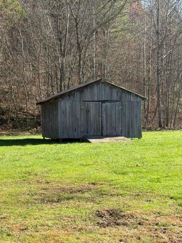 580 Bales Creek Road, Manchester, KY 40962