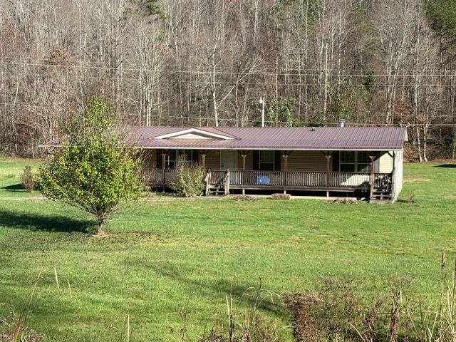 580 Bales Creek Road, Manchester, KY 40962