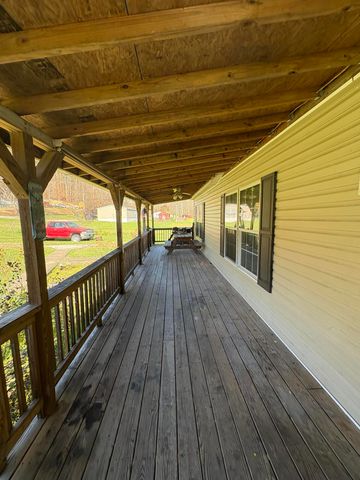 580 Bales Creek Road, Manchester, KY 40962