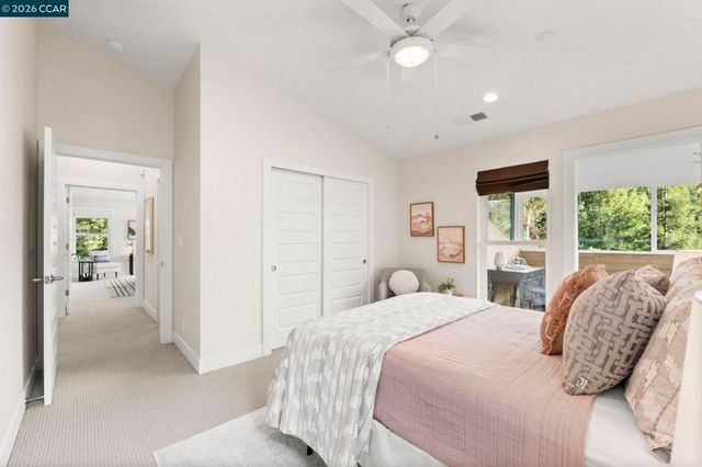 6165 6165 Doncaster Pl, Oakland, CA 94611