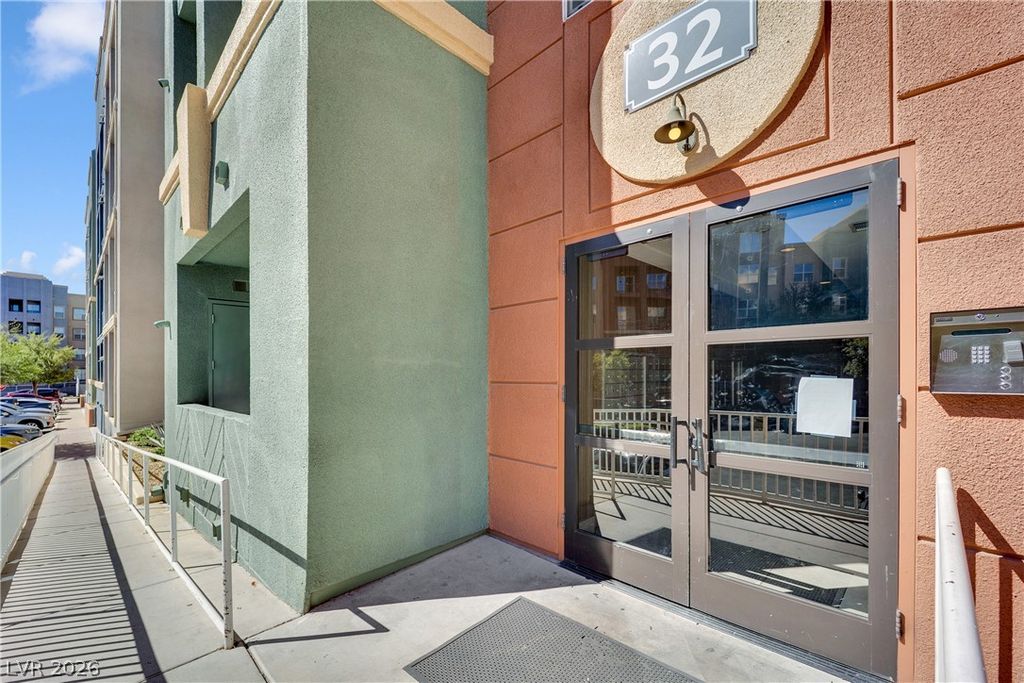 32 East Serene Avenue 119, Las Vegas, NV 89123 — photo 4