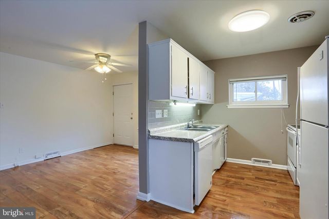 516 E COOVER STREET, Mechanicsburg, PA 17055