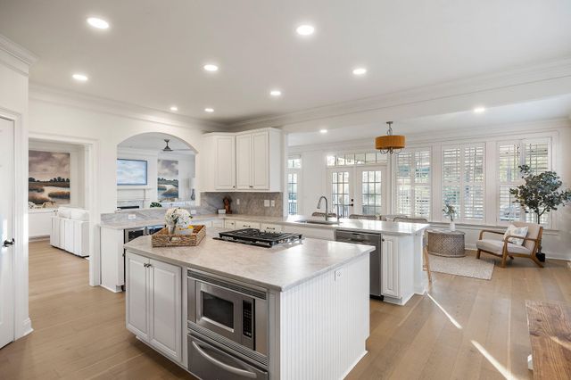 4882 Sound View Drive, Mount Pleasant, SC 29466