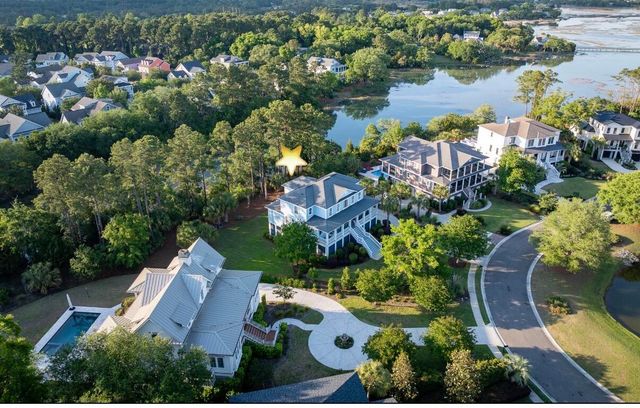 4882 Sound View Drive, Mount Pleasant, SC 29466