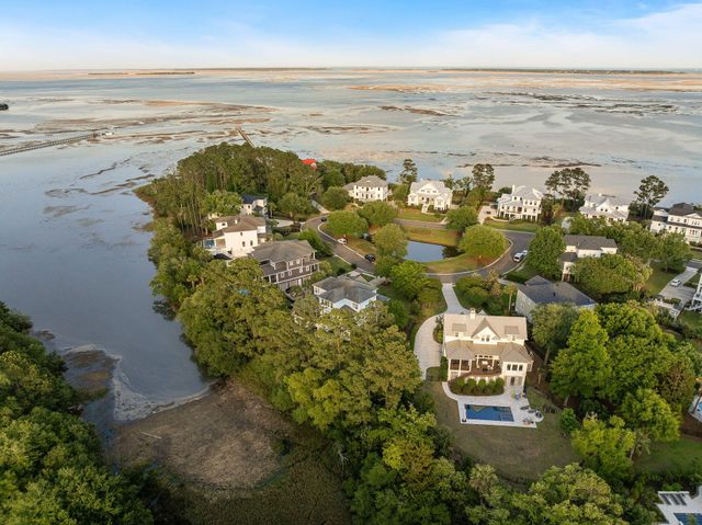 4882 Sound View Drive, Mount Pleasant, SC 29466