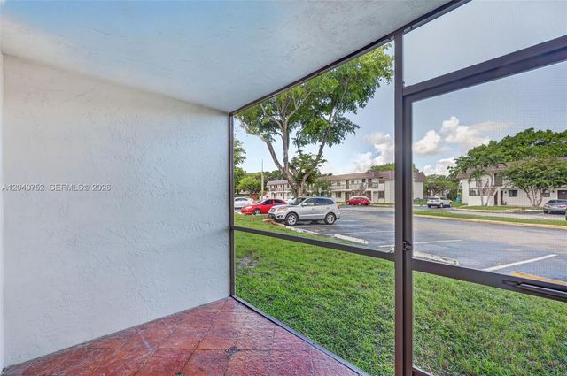 14929 SW 104th St 21-14, Miami, FL 33196