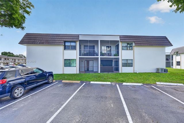 14929 SW 104th St 21-14, Miami, FL 33196