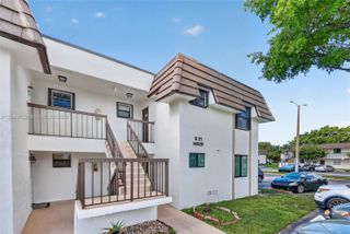 14929 SW 104th St 21-14, Miami, FL 33196