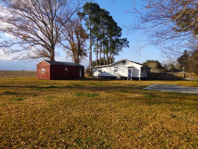 121 Creole Street, Belle Rose, LA 70341