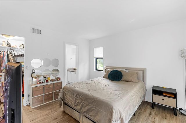 21902 Lake Forest Cir 101, Boca Raton, FL 33433