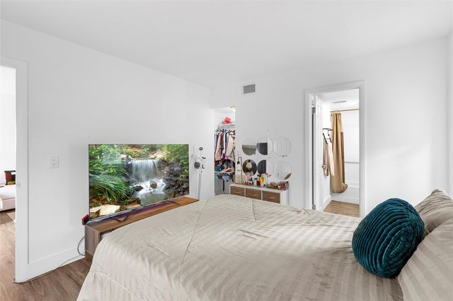 21902 Lake Forest Cir 101, Boca Raton, FL 33433