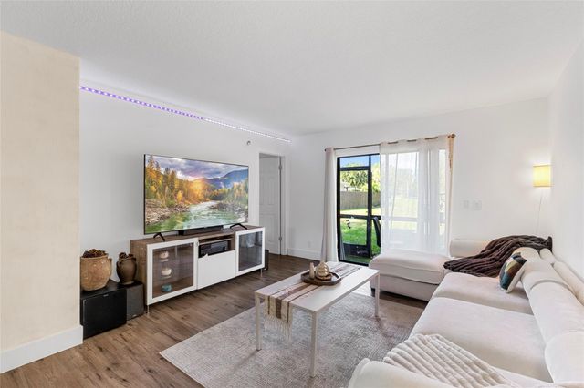 21902 Lake Forest Cir 101, Boca Raton, FL 33433