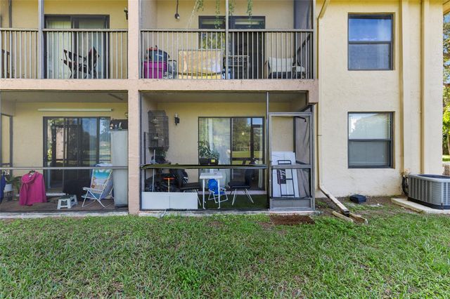 21902 Lake Forest Cir 101, Boca Raton, FL 33433