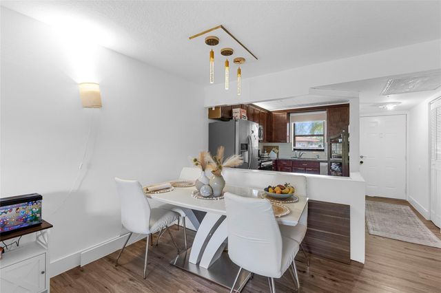 21902 Lake Forest Cir 101, Boca Raton, FL 33433