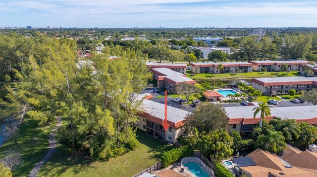 21902 Lake Forest Cir 101, Boca Raton, FL 33433