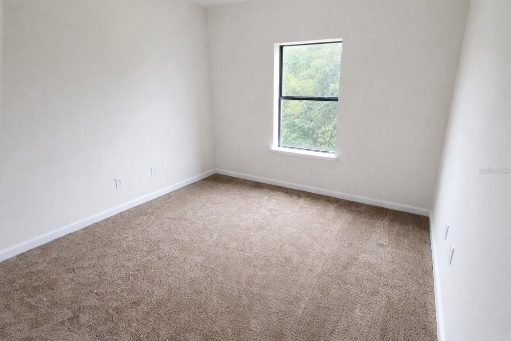 Image 16 of property listing at 1187 CHERVIL DRIVE, Poinciana, FL 34759