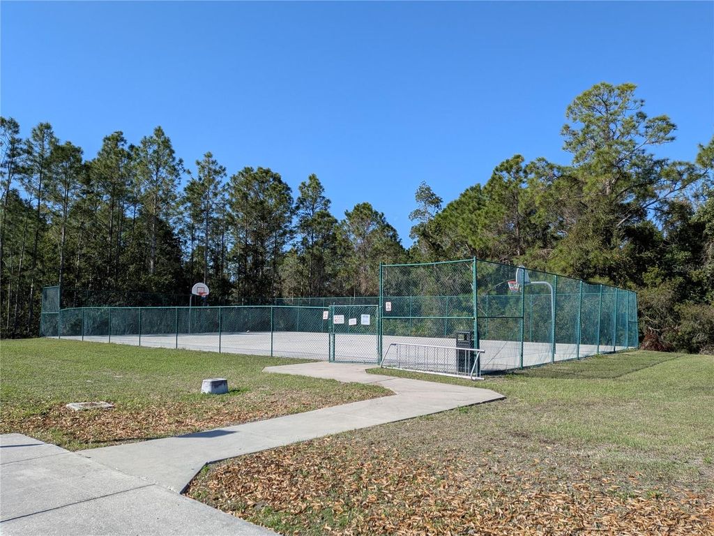 Image 8 of property listing at 1187 CHERVIL DRIVE, Poinciana, FL 34759