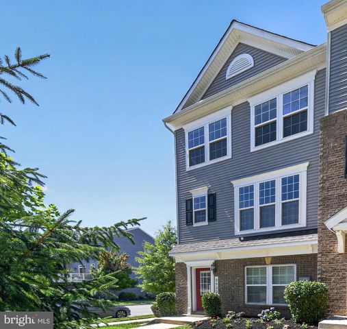 2922 PINEBROOK RD, Landover, MD 20785