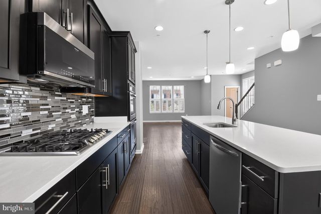 2922 PINEBROOK RD, Landover, MD 20785
