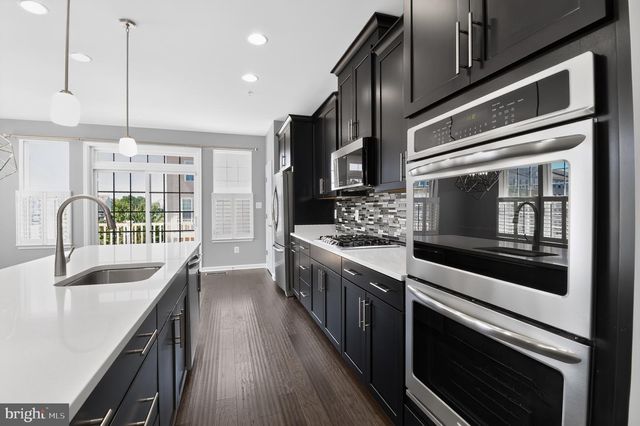 2922 PINEBROOK RD, Landover, MD 20785