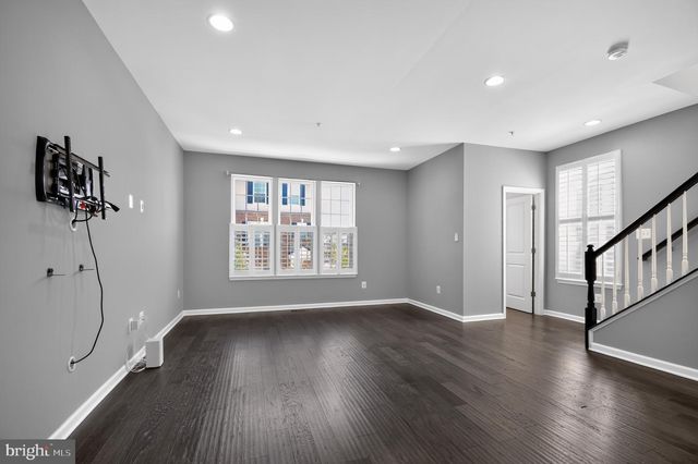 2922 PINEBROOK RD, Landover, MD 20785