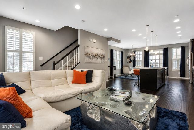 2922 PINEBROOK RD, Landover, MD 20785
