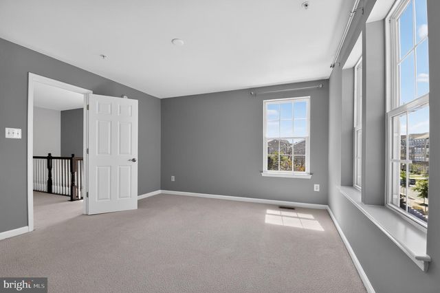 2922 PINEBROOK RD, Landover, MD 20785