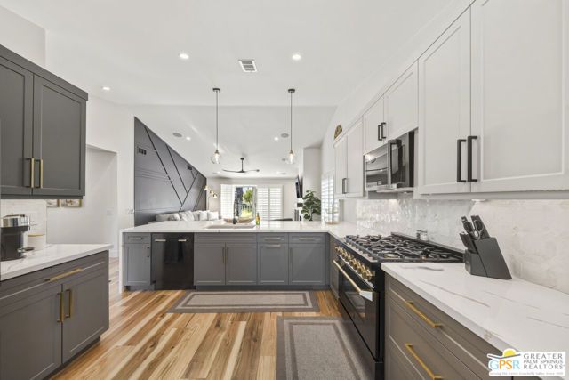 189 Torrey Pine Drive, Palm Desert, CA 92211