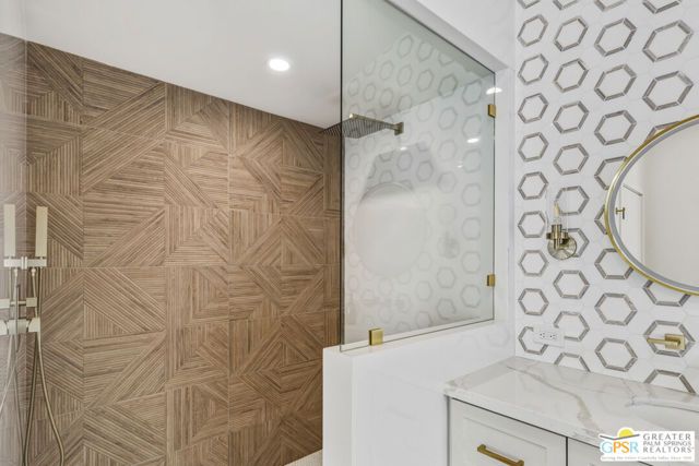 189 Torrey Pine Drive, Palm Desert, CA 92211