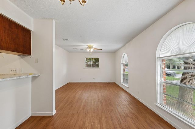 4713 Sagebrush TRL B, Austin, TX 78745