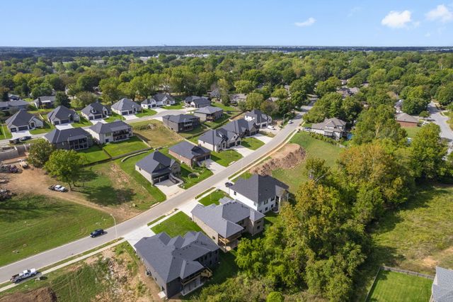 5946 S Clay Avenue, Springfield, MO 65810