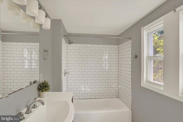 159 HERMITAGE ST, Philadelphia, PA 19127