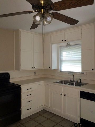 611 Bryan St, Tyler, TX 75702