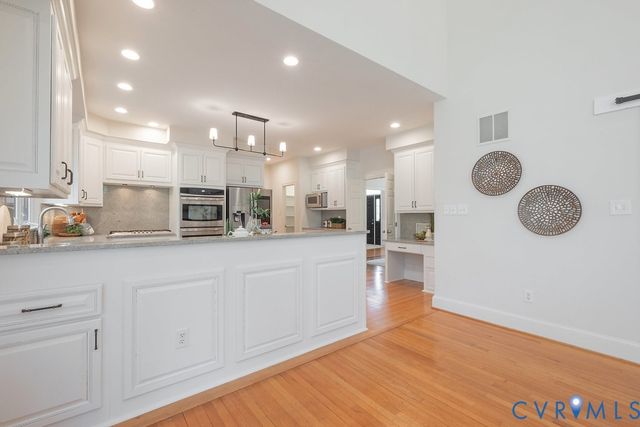 12206 Country Hills Ter, Glen Allen, VA 23059